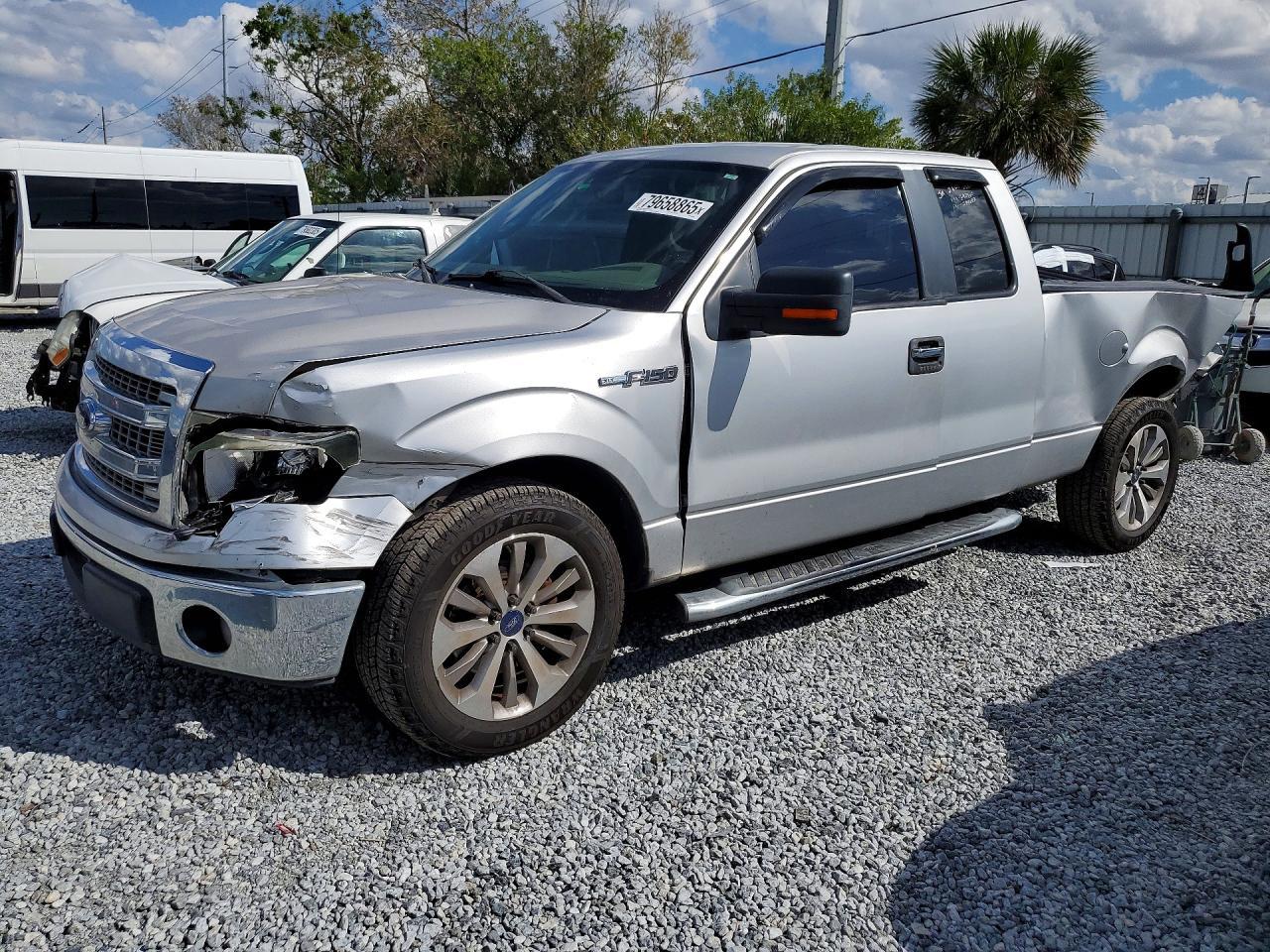 2014 Ford F150 Super Cab