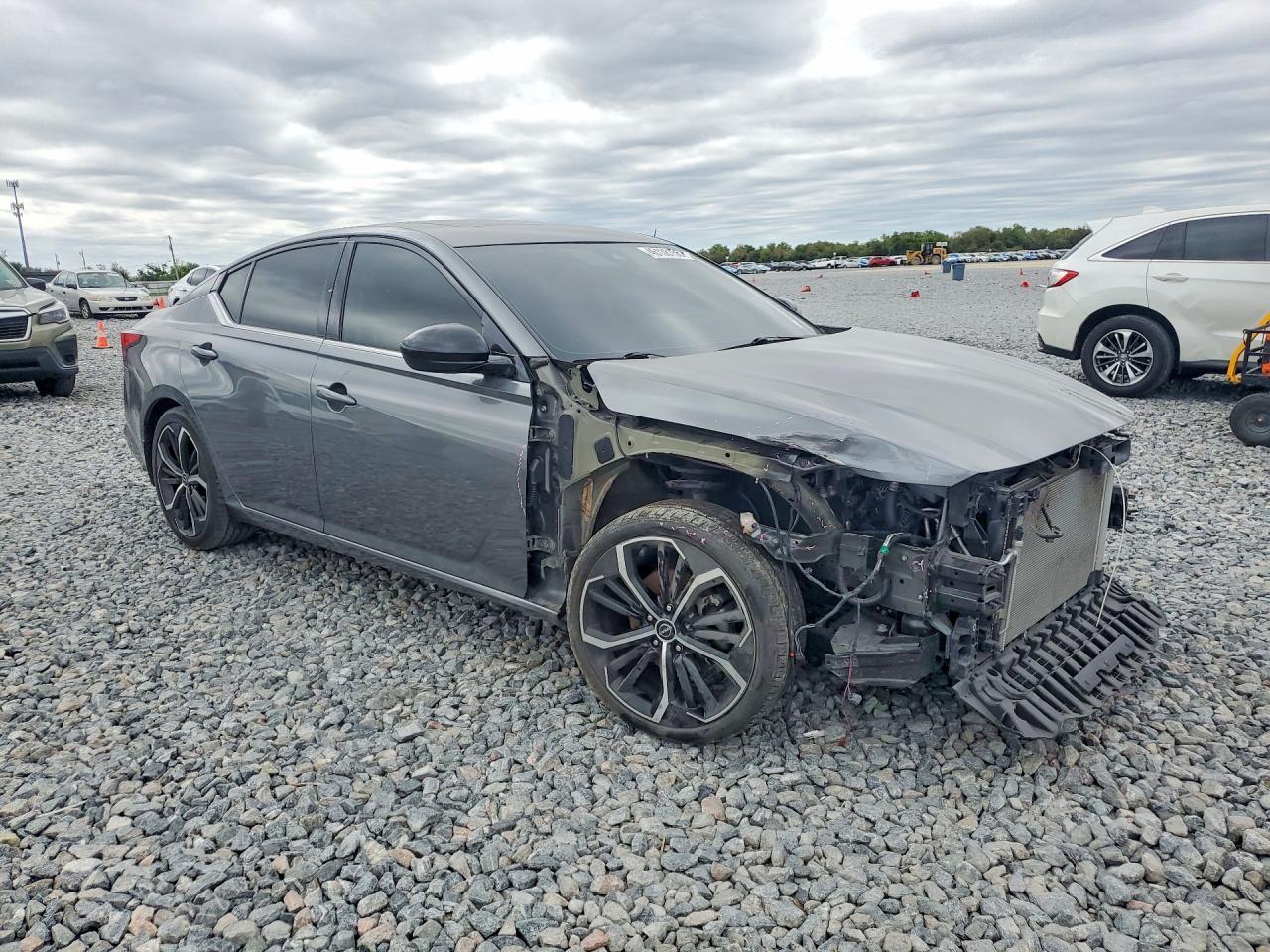 2023 Nissan Altima 2.5 Sr - Image 4