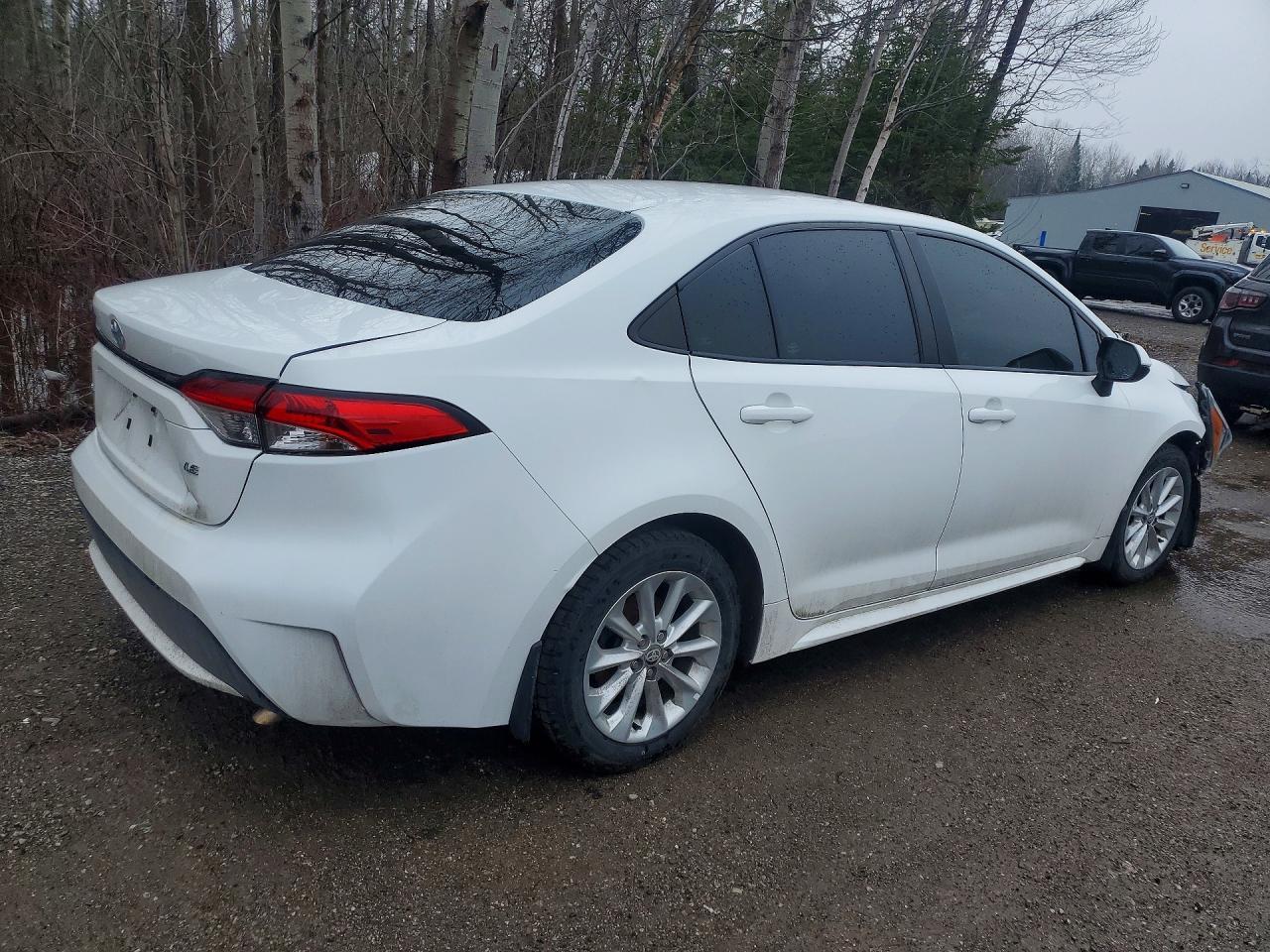 2022 Toyota Corolla Le - Фото 3