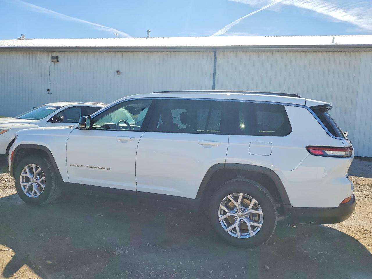 2021 Jeep Grand Cherokee L Limited - Фото 2