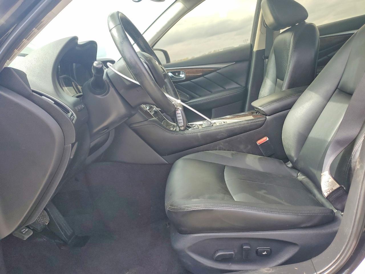 2018 Infiniti Q50 3.0T Luxe - Фото 7