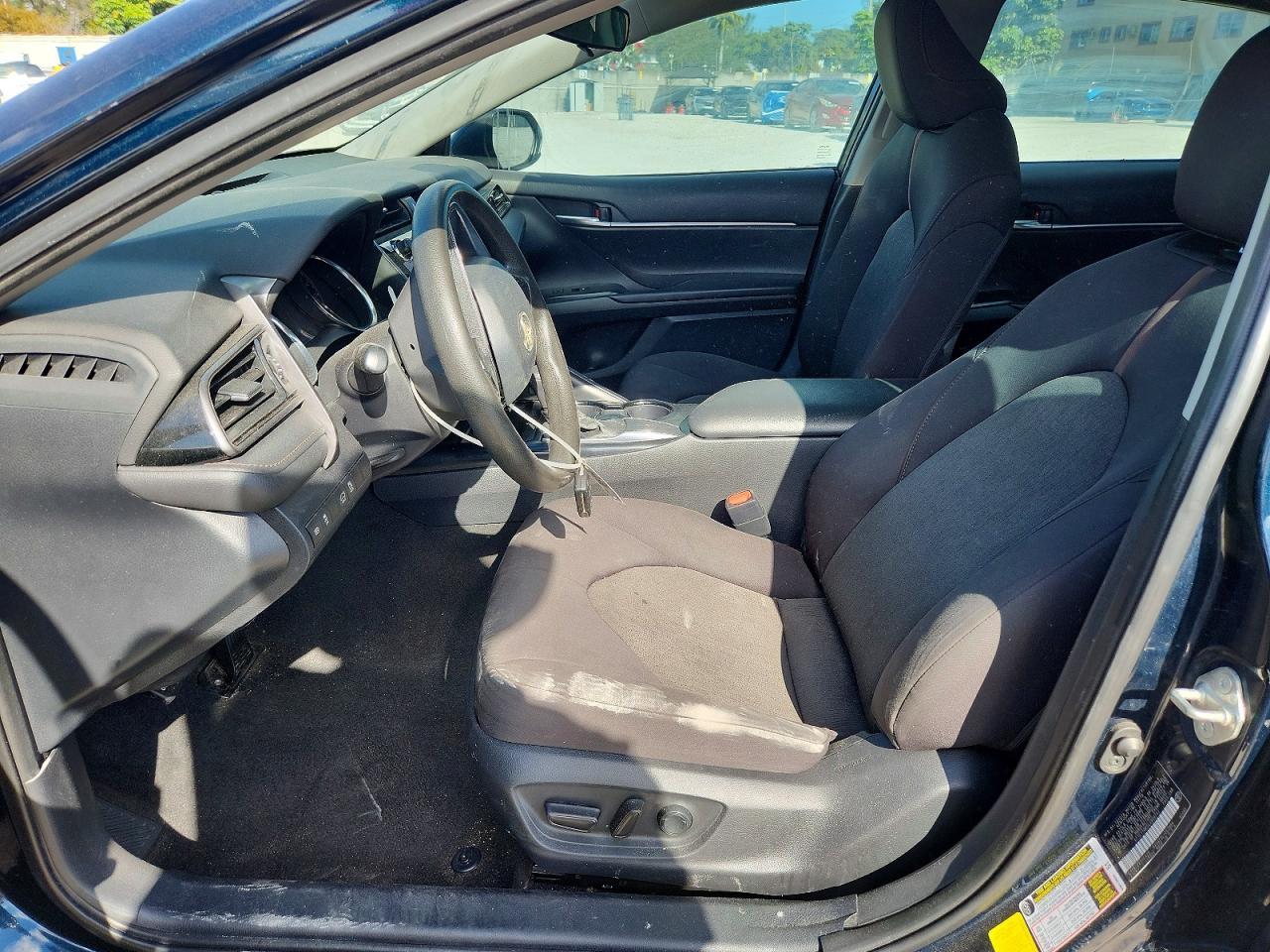 2020 Toyota Camry Le - Image 7