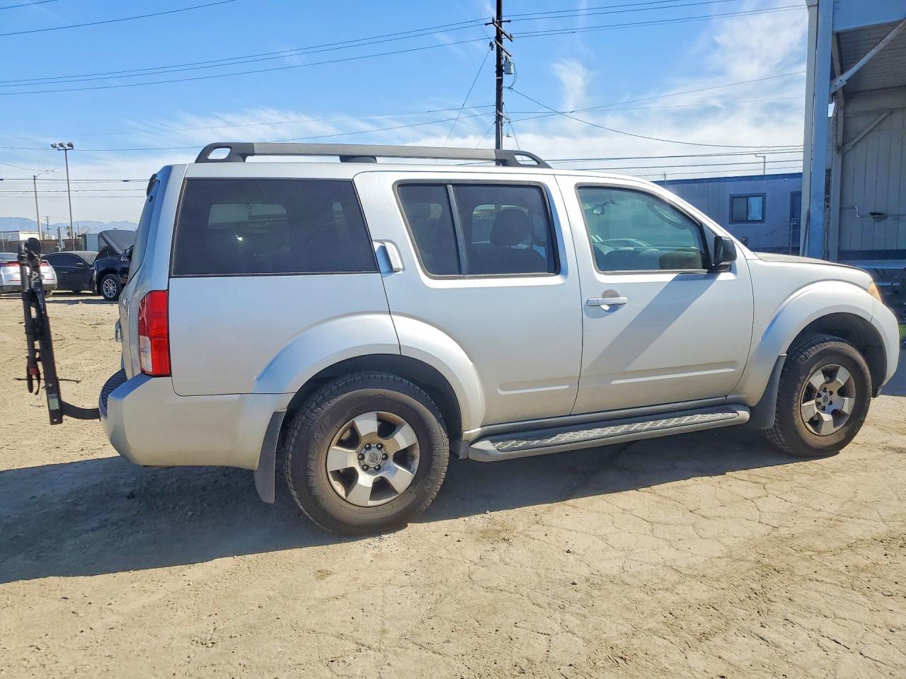 2008 Nissan Pathfinder S - Фото 3