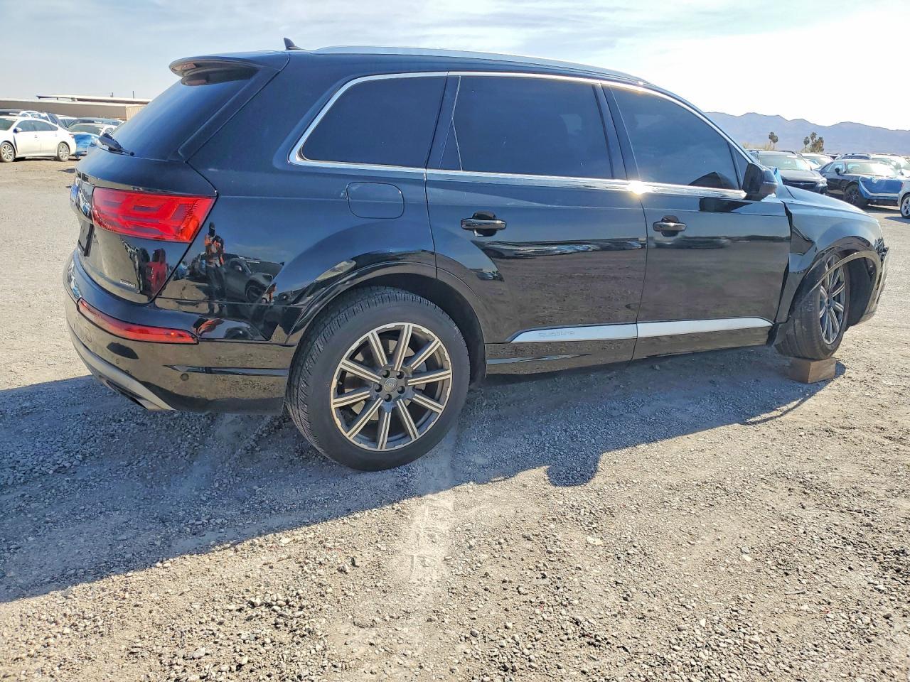 2019 Audi Q7 Premium Plus - Фото 3