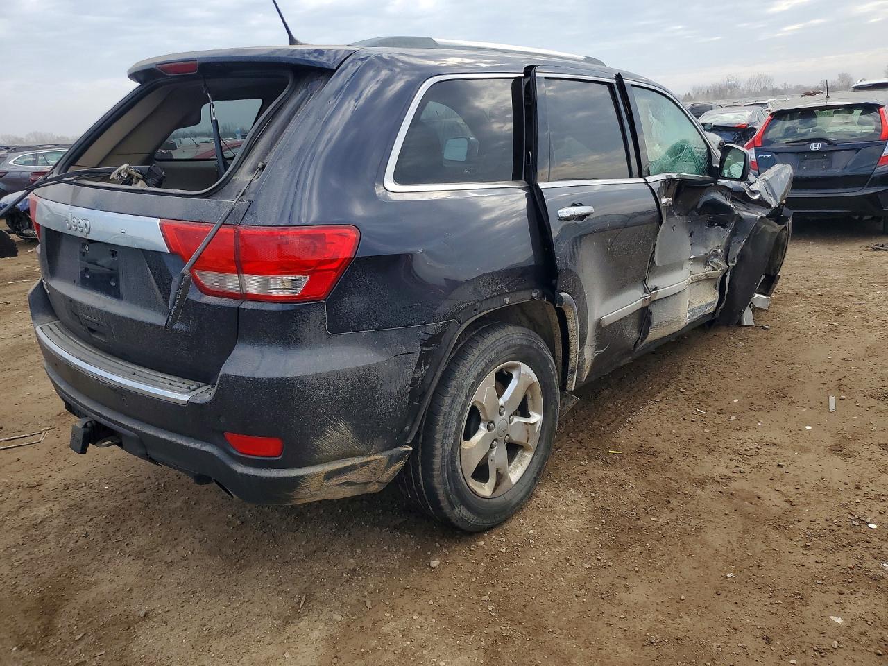 2011 Jeep Grand Cherokee Limited - Image 3
