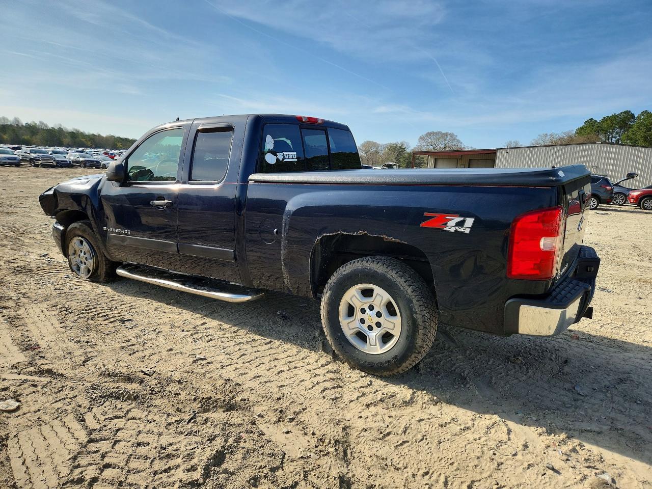 2007 Chevrolet Silverado K1500 - Фото 2