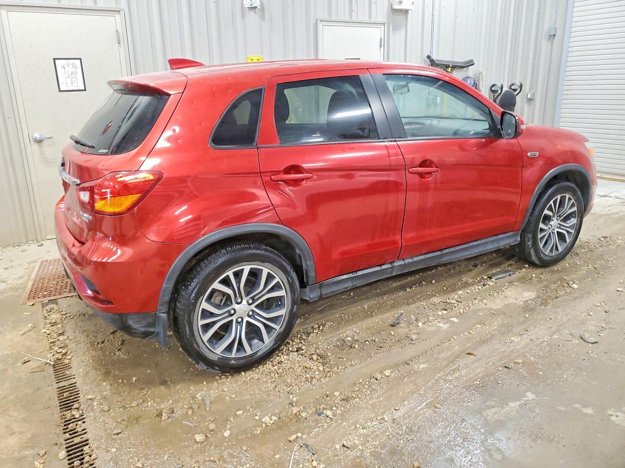 2018 Mitsubishi Outlander Sport Es - Фото 3