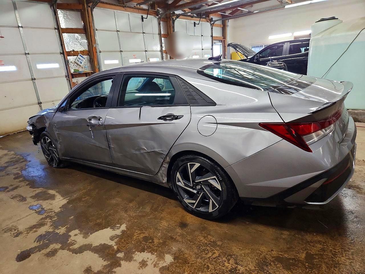 2025 Hyundai Elantra Sel Sport - Фото 2