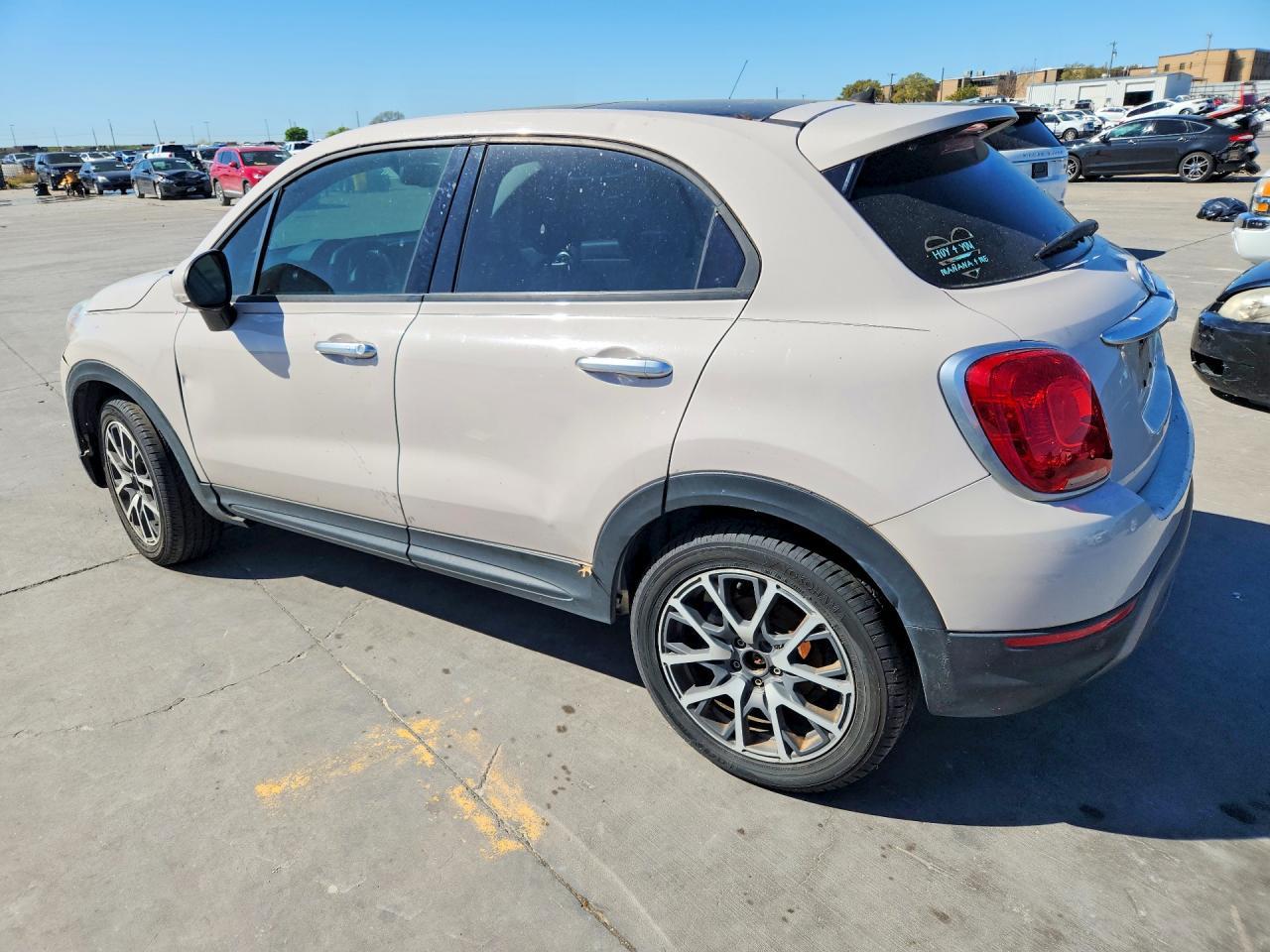 2013 Fiat 500X Trekking Plus - Image 2