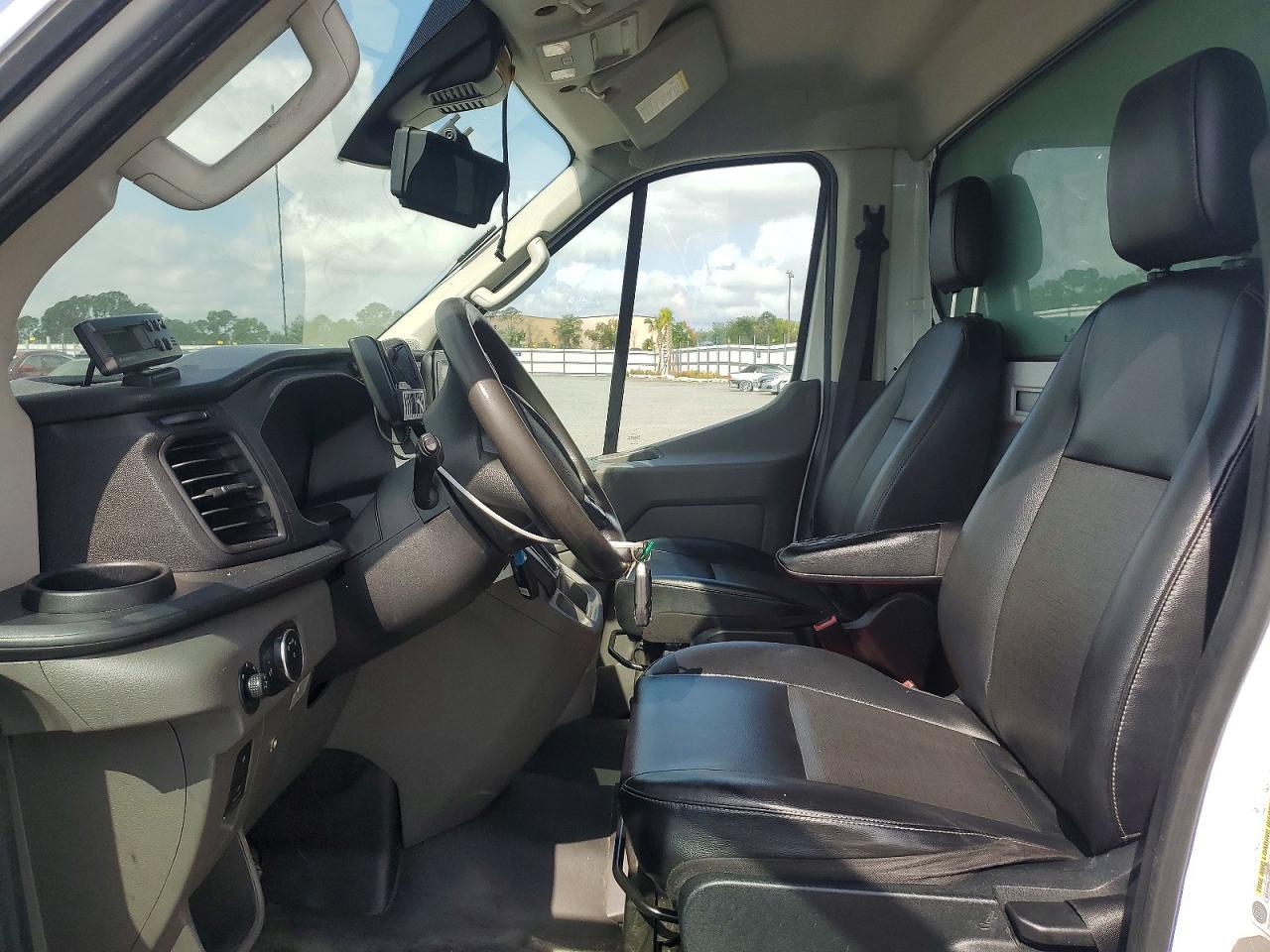 2021 Ford Transit Delivery Truck - Image 7