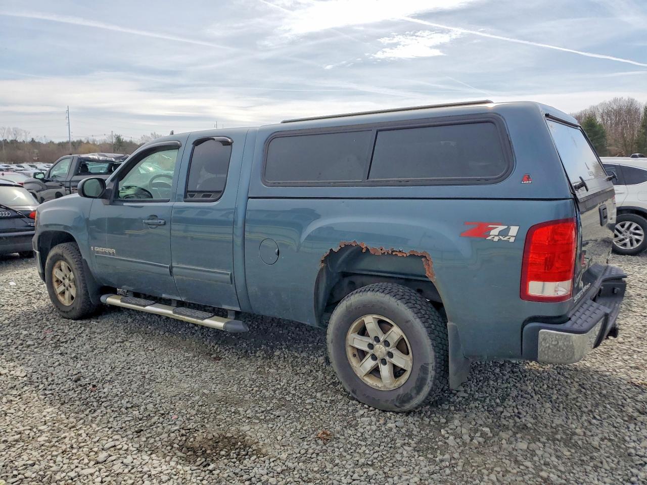2007 GMC New Sierra K1500 - Фото 2