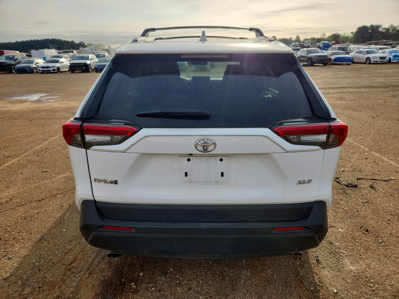 2023 Toyota Rav4 Xle - Фото 6