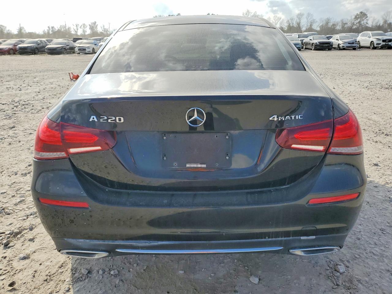 2019 Mercedes-Benz A 220 4Matic - Фото 6