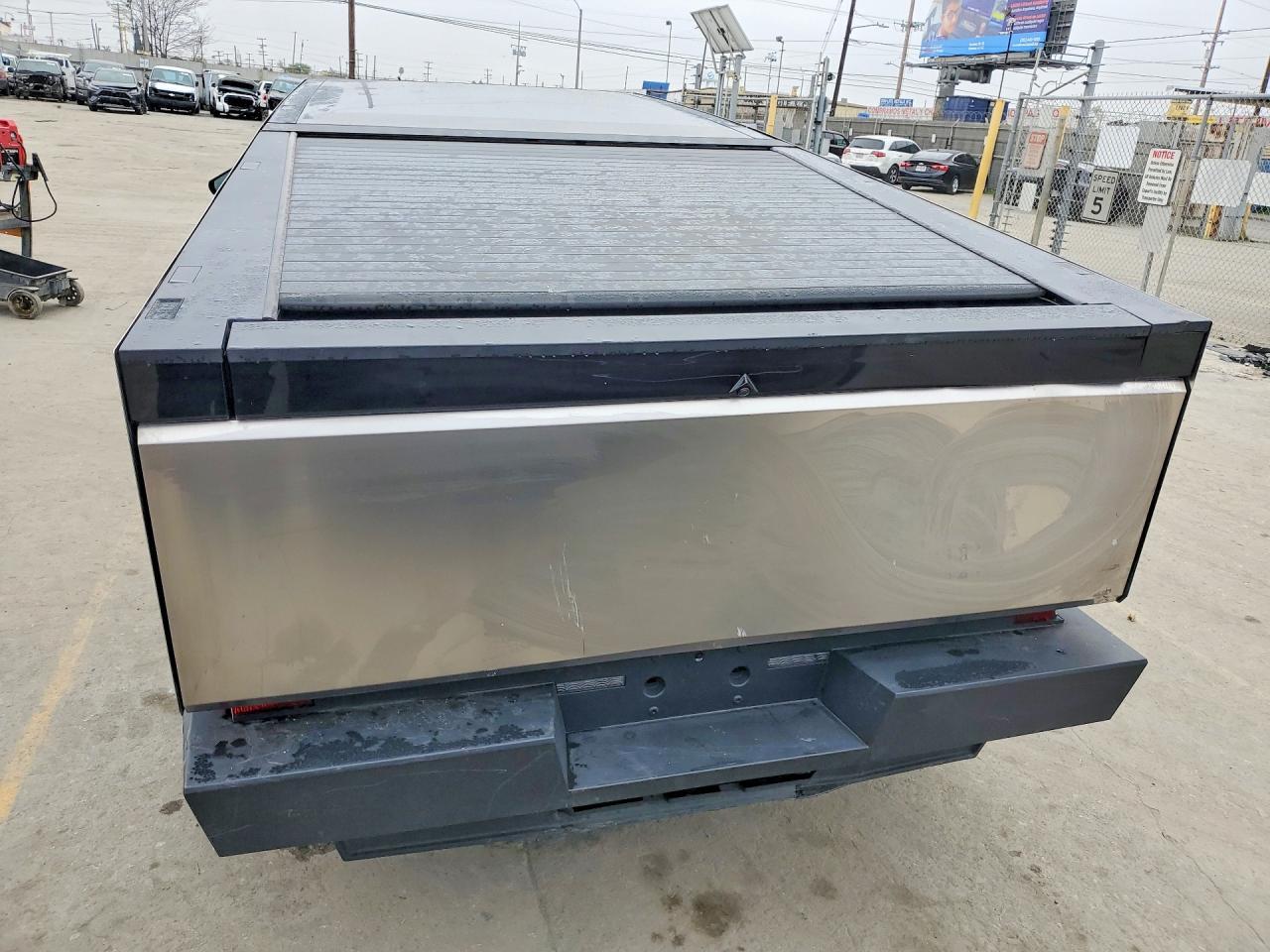 2024 Tesla Cybertruck - Image 6