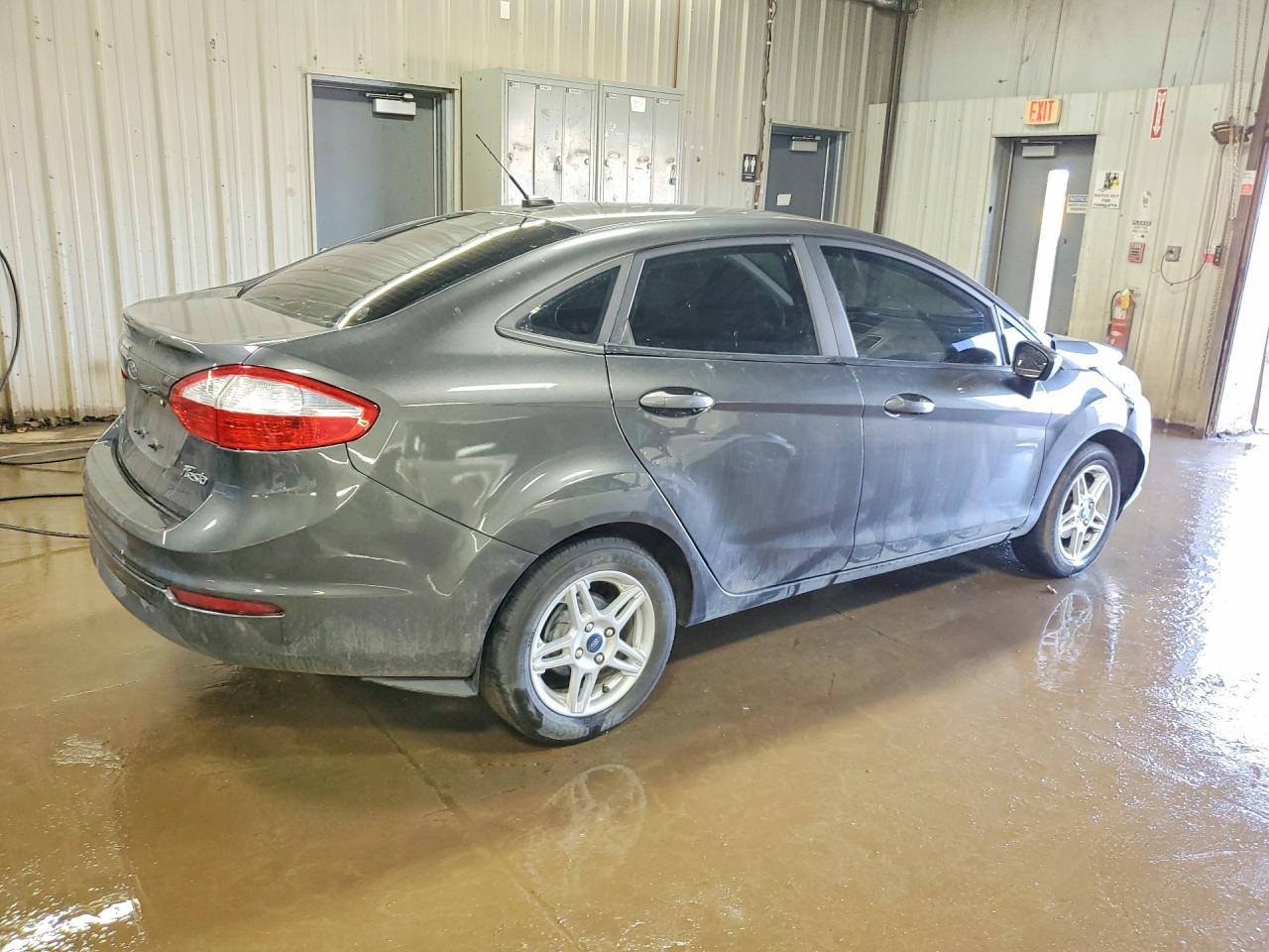 2019 Ford Fiesta Se - Фото 3