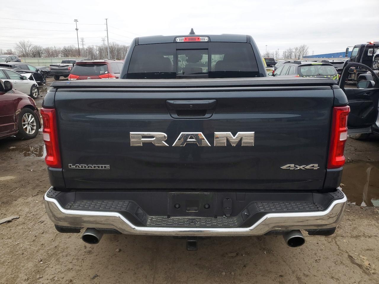 2026 Ram 1500 Laramie - Фото 6