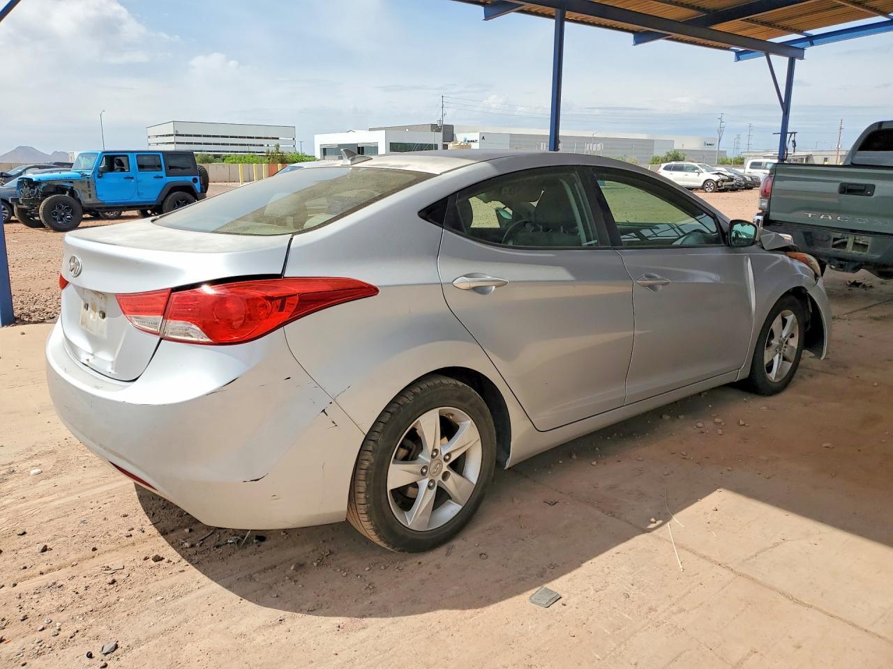 2013 Hyundai Elantra Gls - Image 3