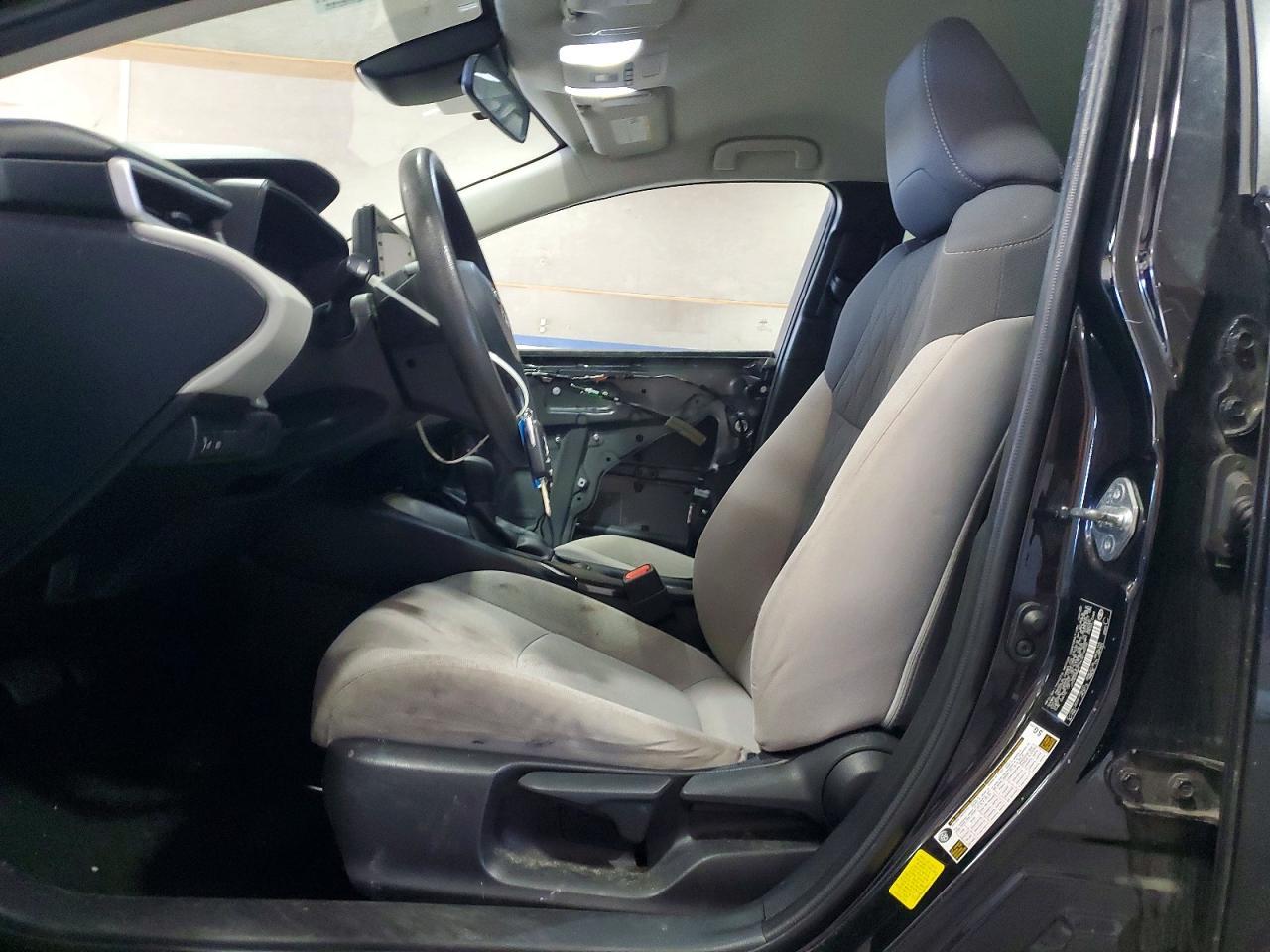 2022 Toyota Corolla Le - Image 7