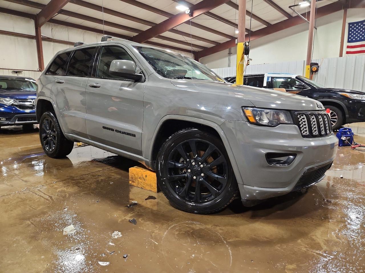 2019 Jeep Grand Cherokee Laredo - Фото 4