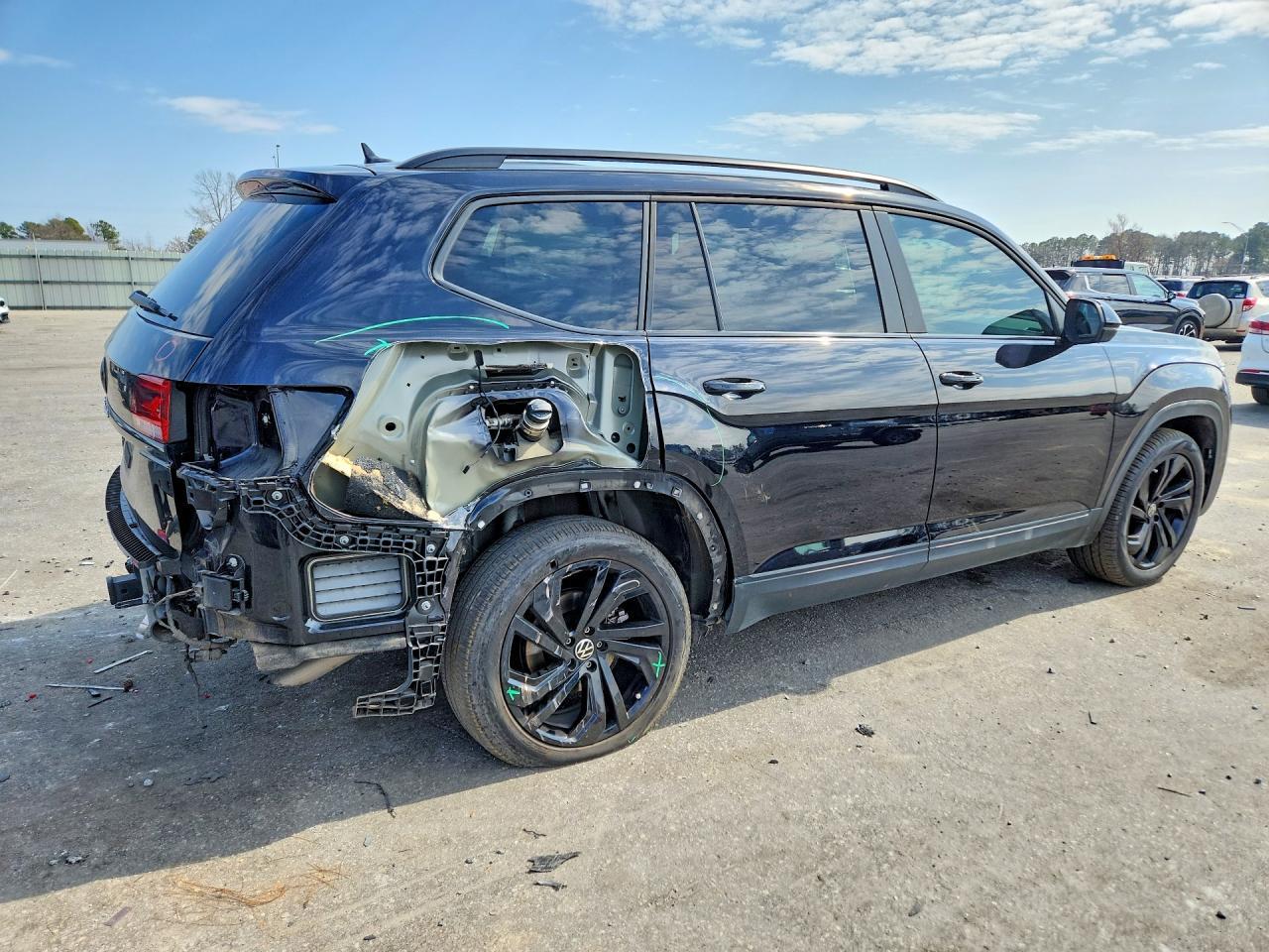 2023 Volkswagen Atlas Se - Фото 3