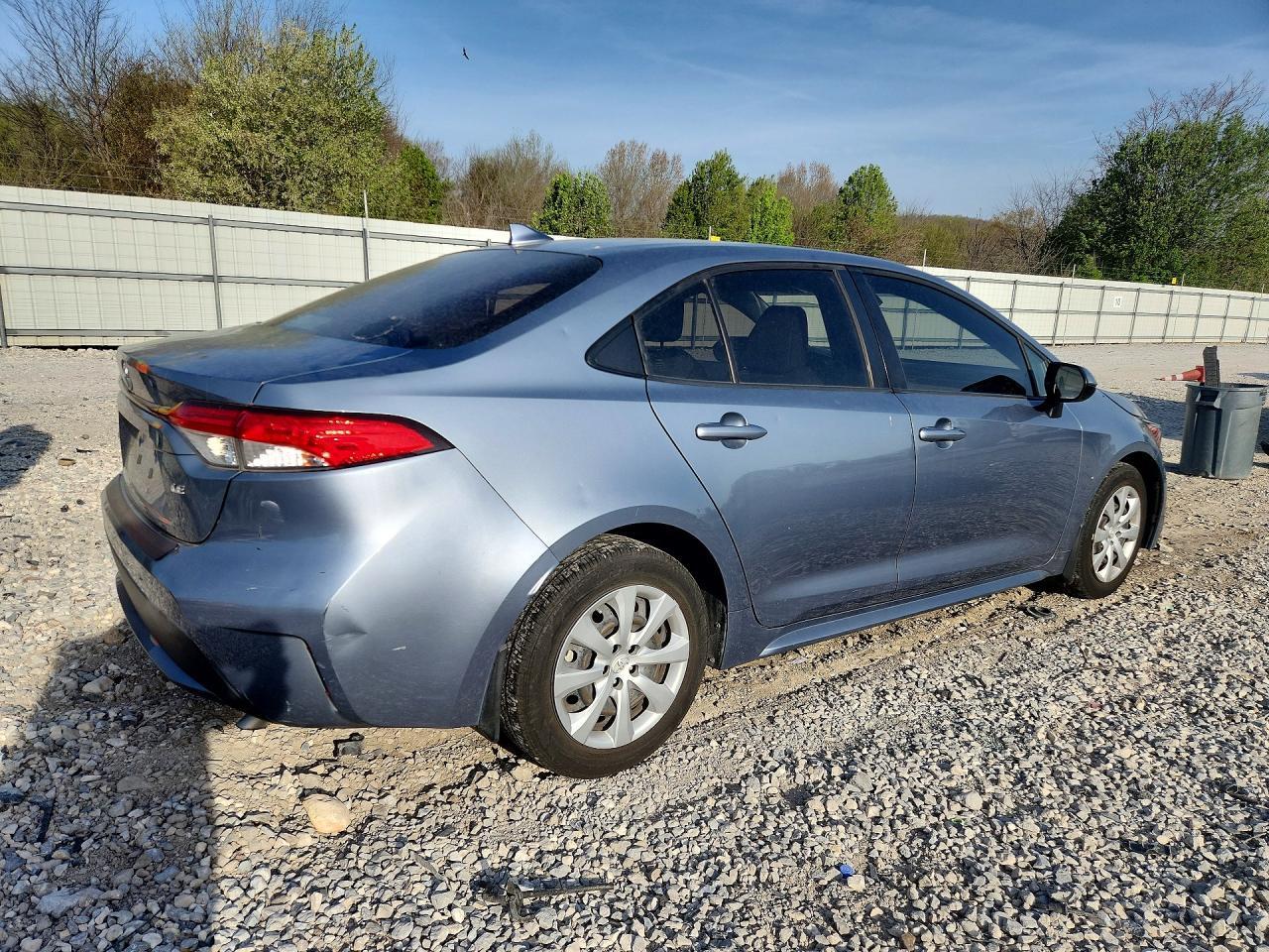 2020 Toyota Corolla Le - Фото 3