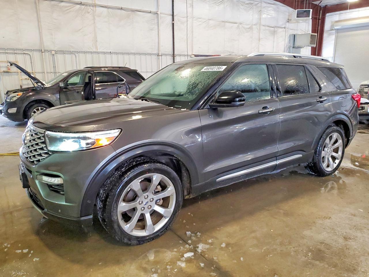 2020 Ford Explorer Platinum