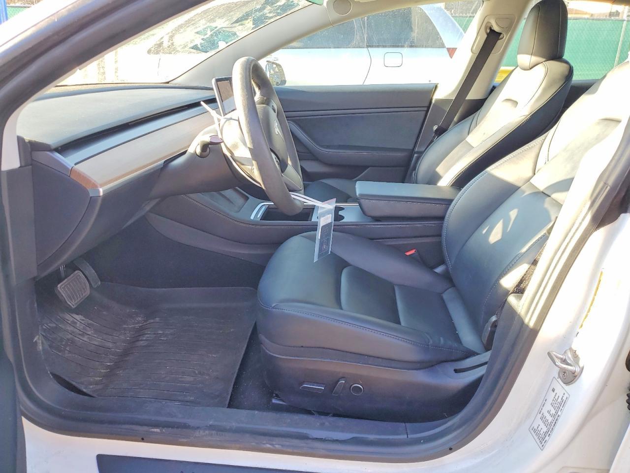2021 Tesla Model 3 - Фото 7