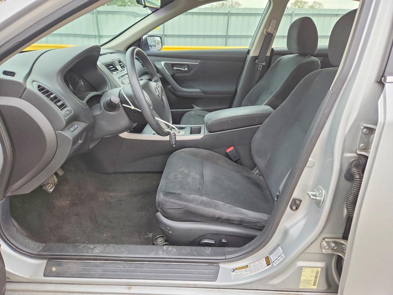 2015 Nissan Altima 2.5 S - Фото 7