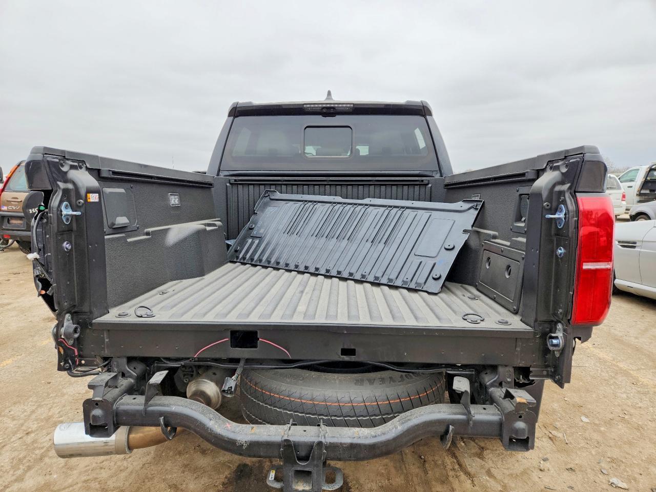 2025 Toyota Tacoma Limited - Фото 6