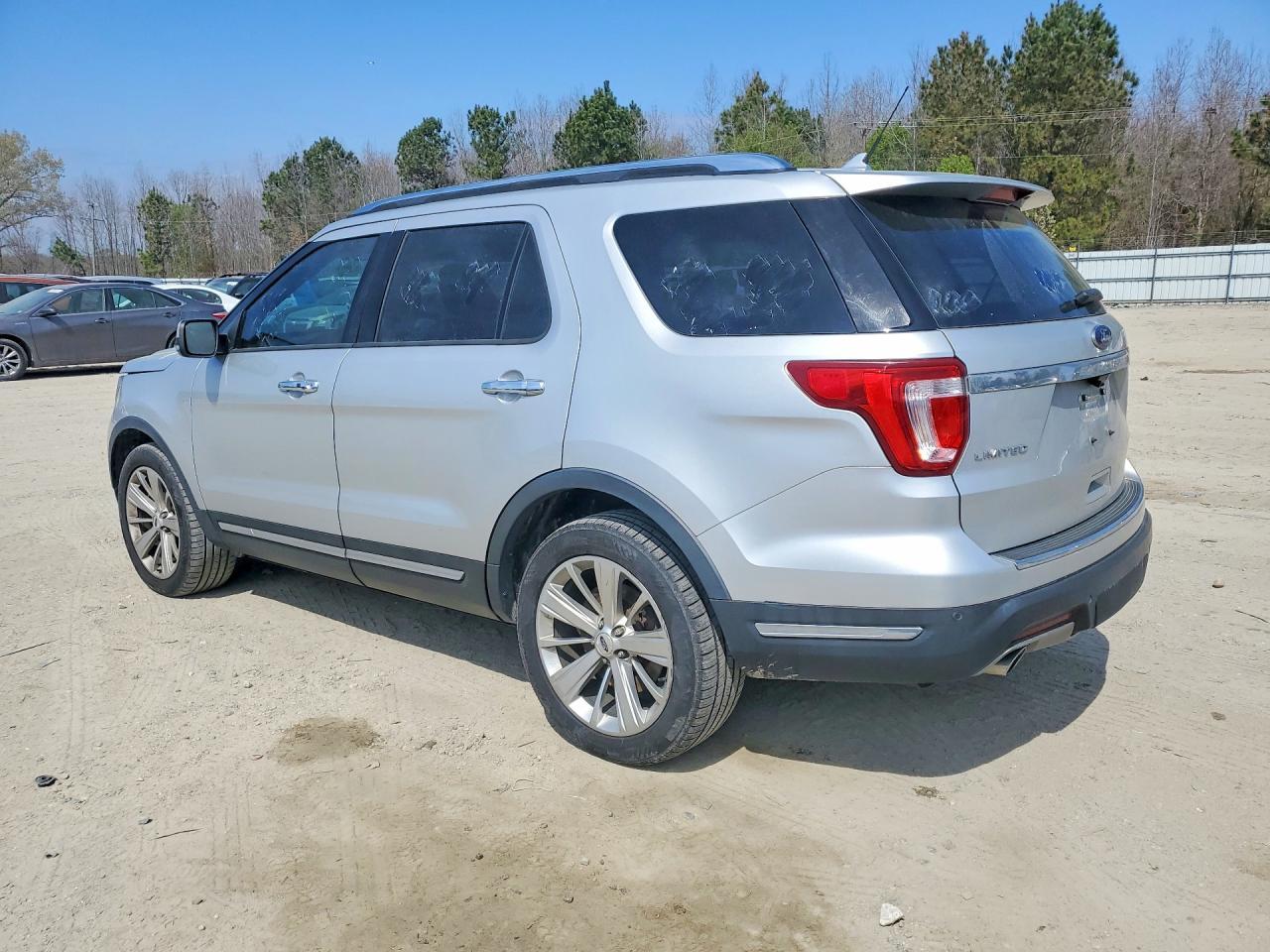 2019 Ford Explorer Limited - Фото 2
