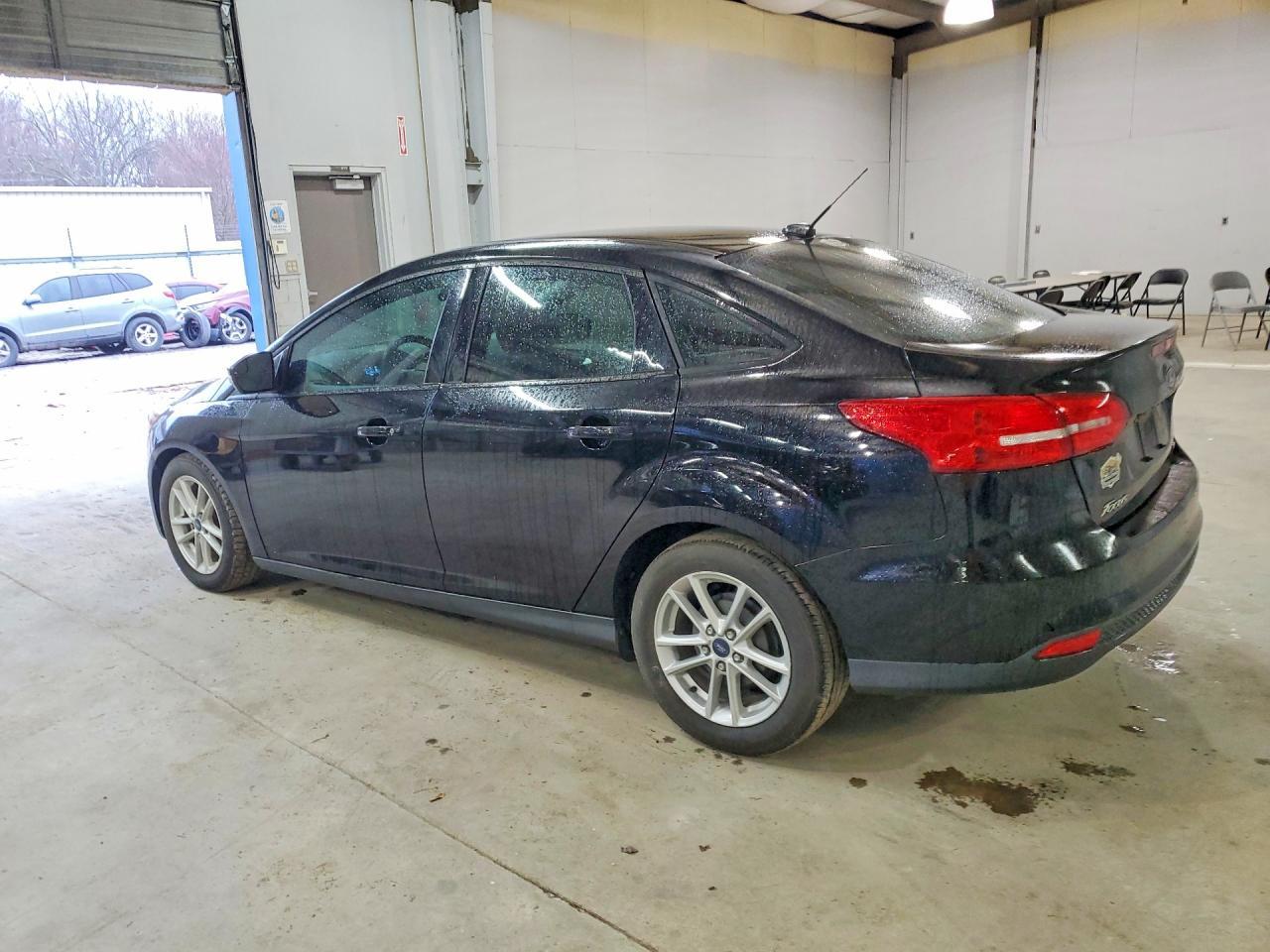 2017 Ford Focus Se - Фото 2