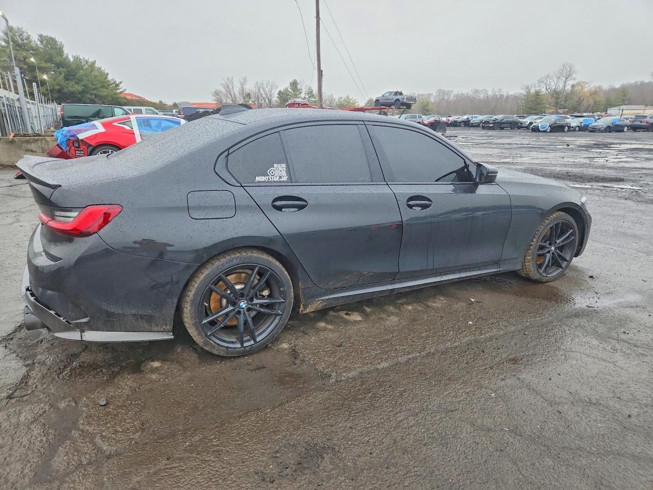 2022 BMW 320Xi - Фото 3