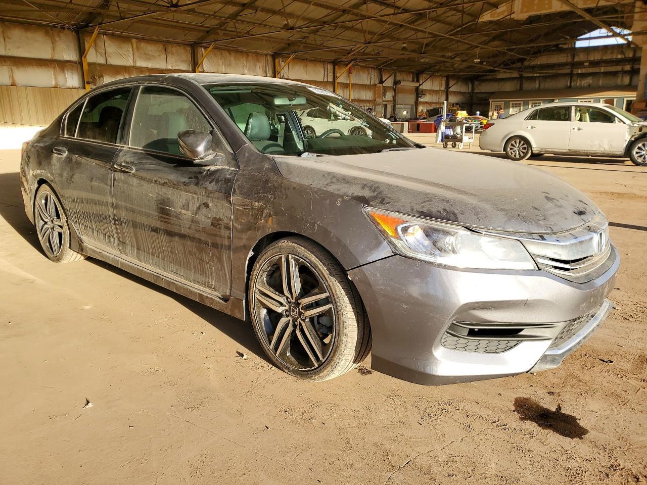 2016 Honda Accord Sport - Image 4
