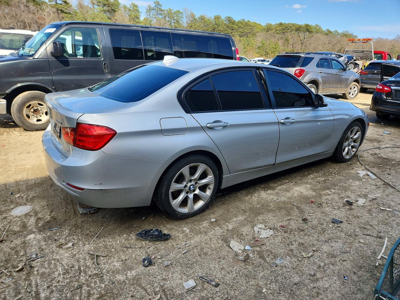 2013 BMW 320 I xDrive - Image 3