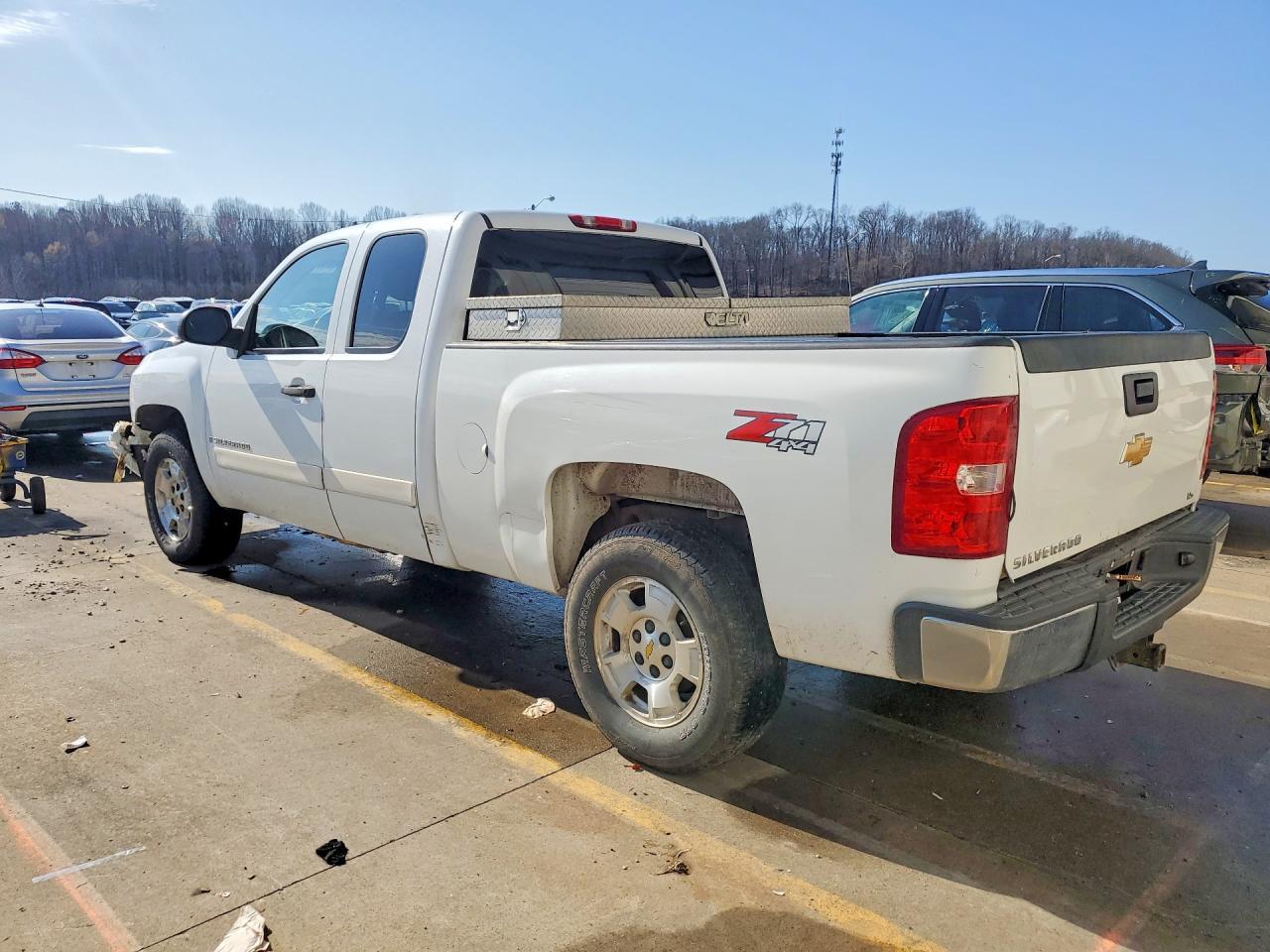 2008 Chevrolet Silverado K1500 - Фото 2
