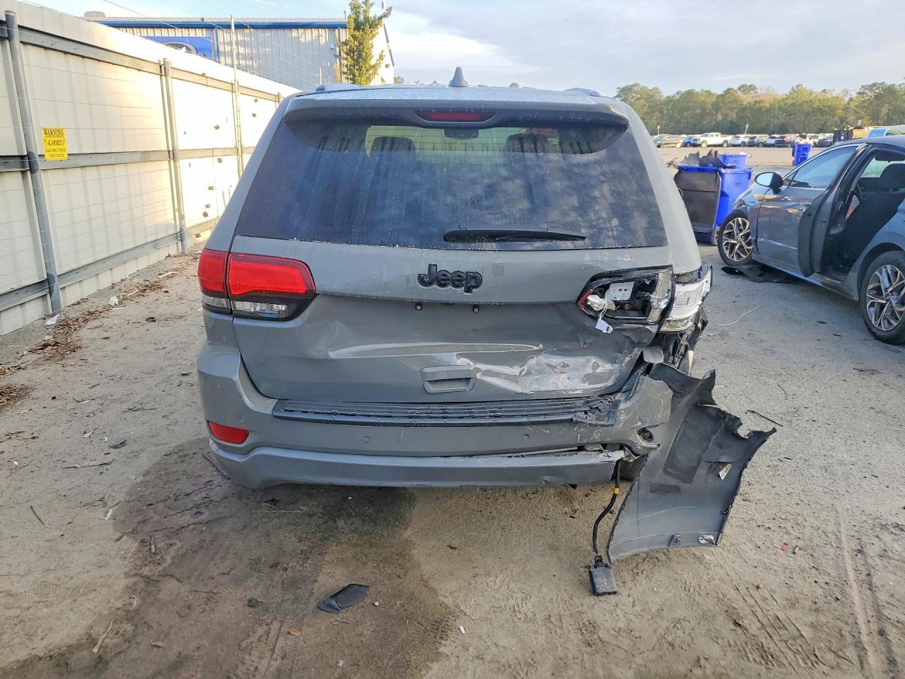 2019 Jeep Grand Cherokee Laredo - Фото 6