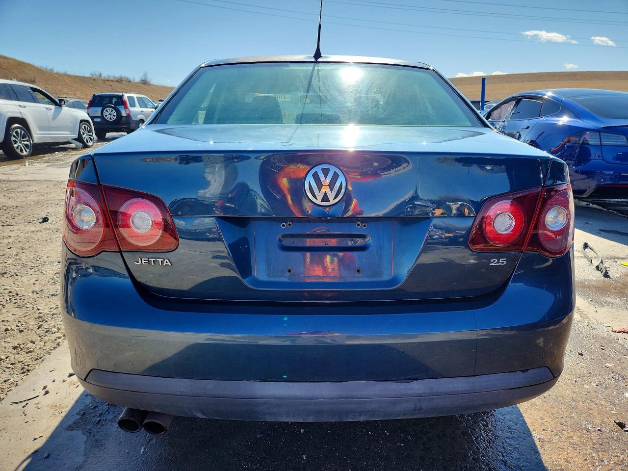 2009 Volkswagen Jetta S - Image 6