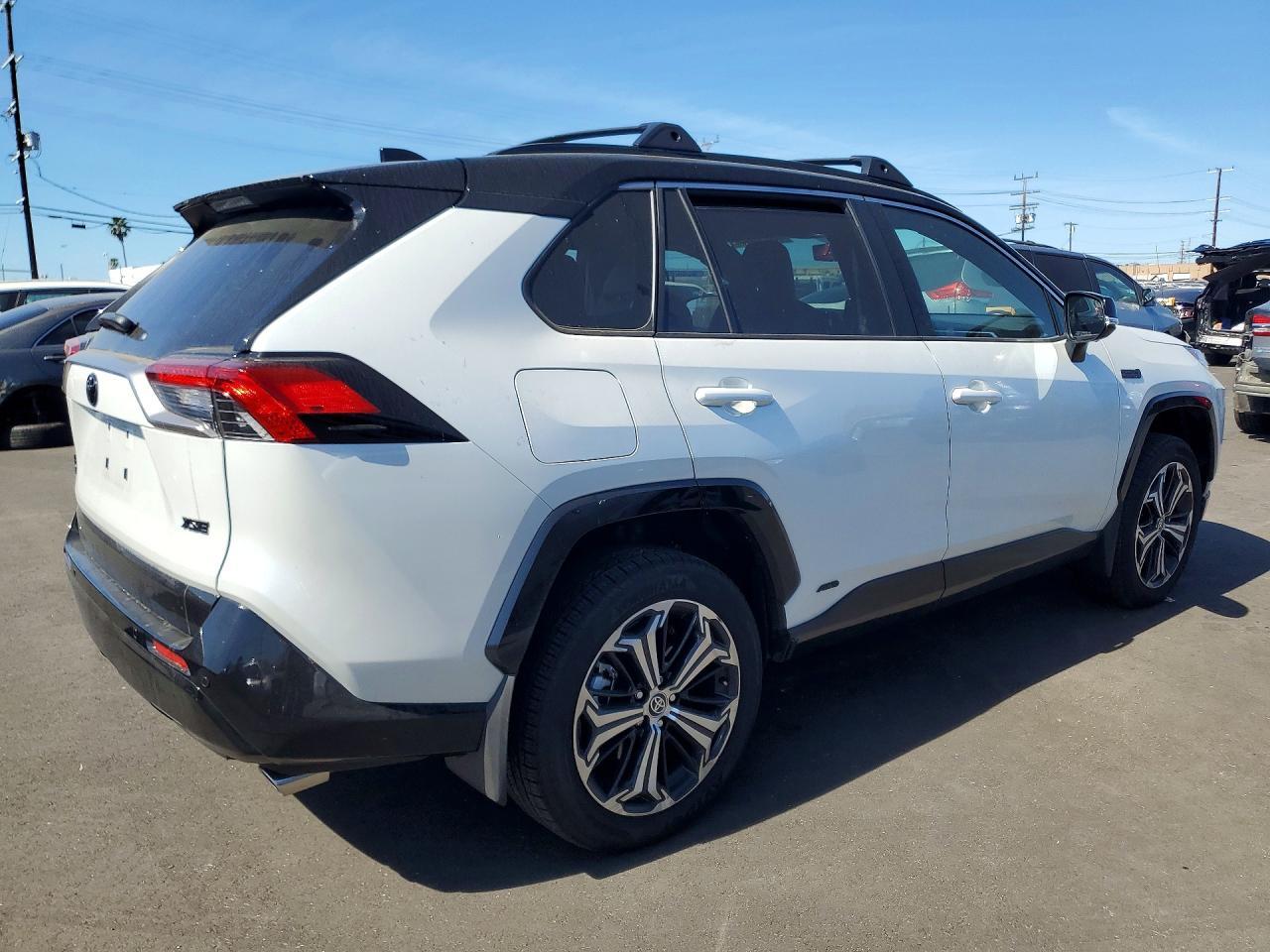 2024 Toyota Rav4 Prime Xse - Фото 3