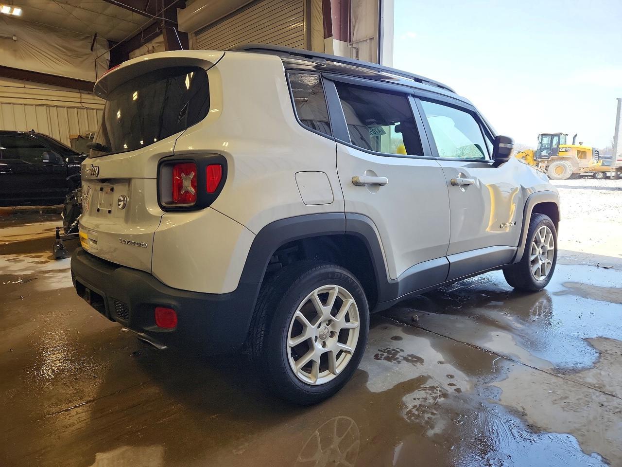 2021 Jeep Renegade Limited - Фото 3