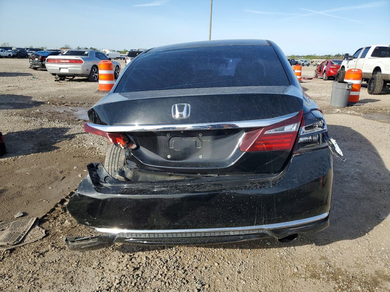 2016 Honda Accord Lx - Image 6