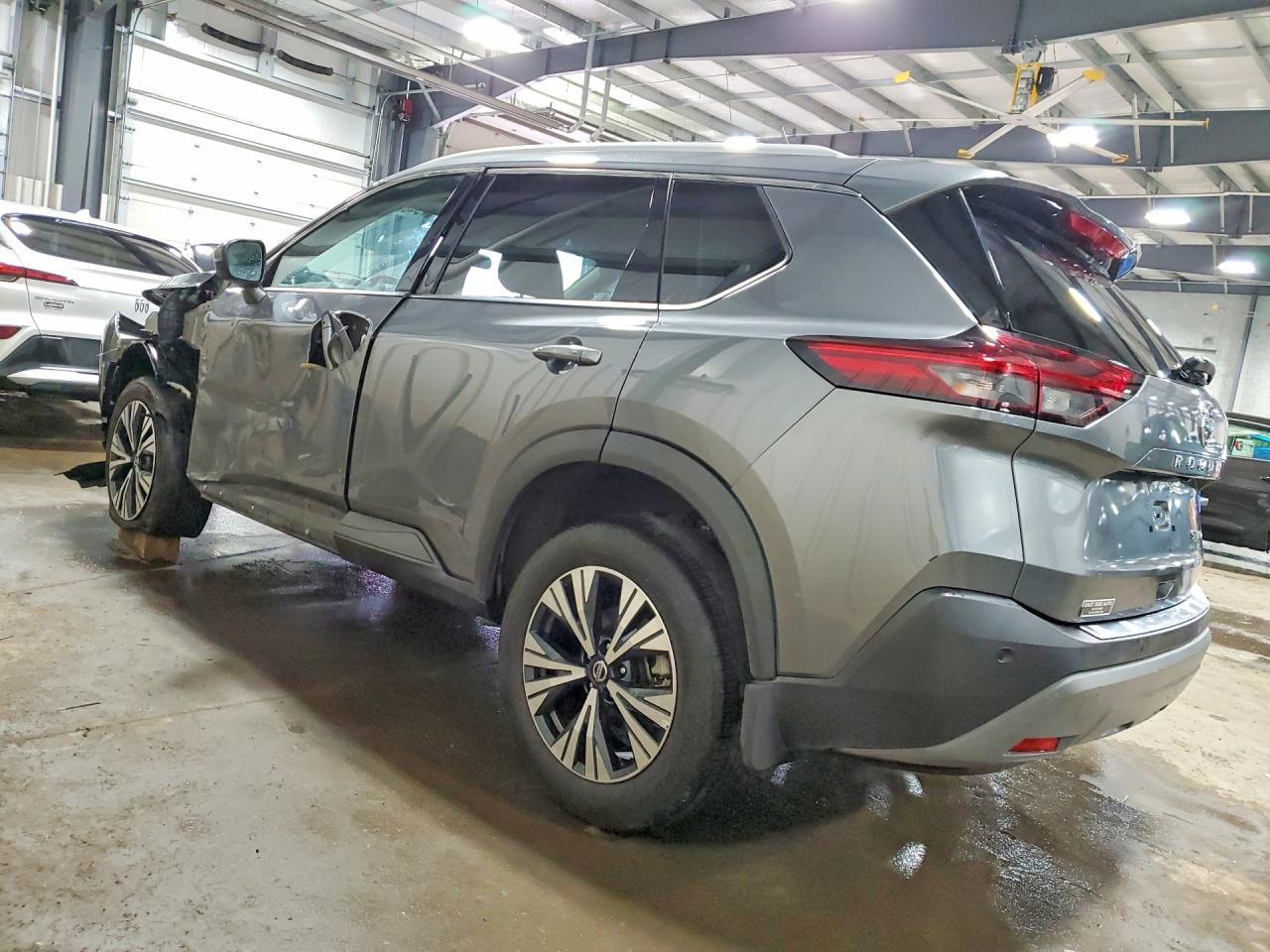 2021 Nissan Rogue Sv - Фото 2