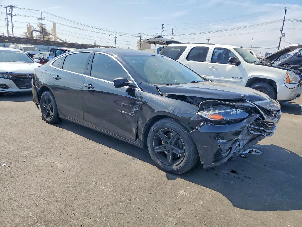 2022 Chevrolet Malibu Ls - Фото 4