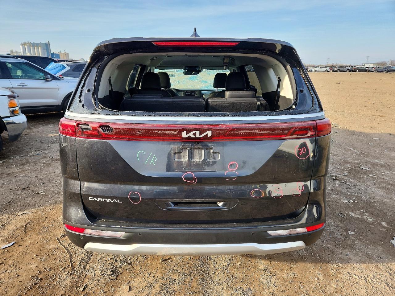 2024 Kia Carnival Lx - Image 6