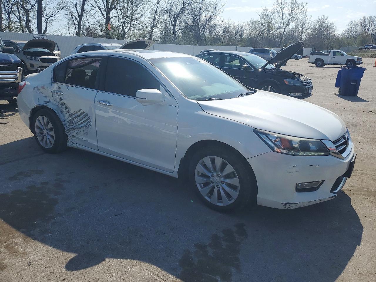 2013 Honda Accord - Image 4