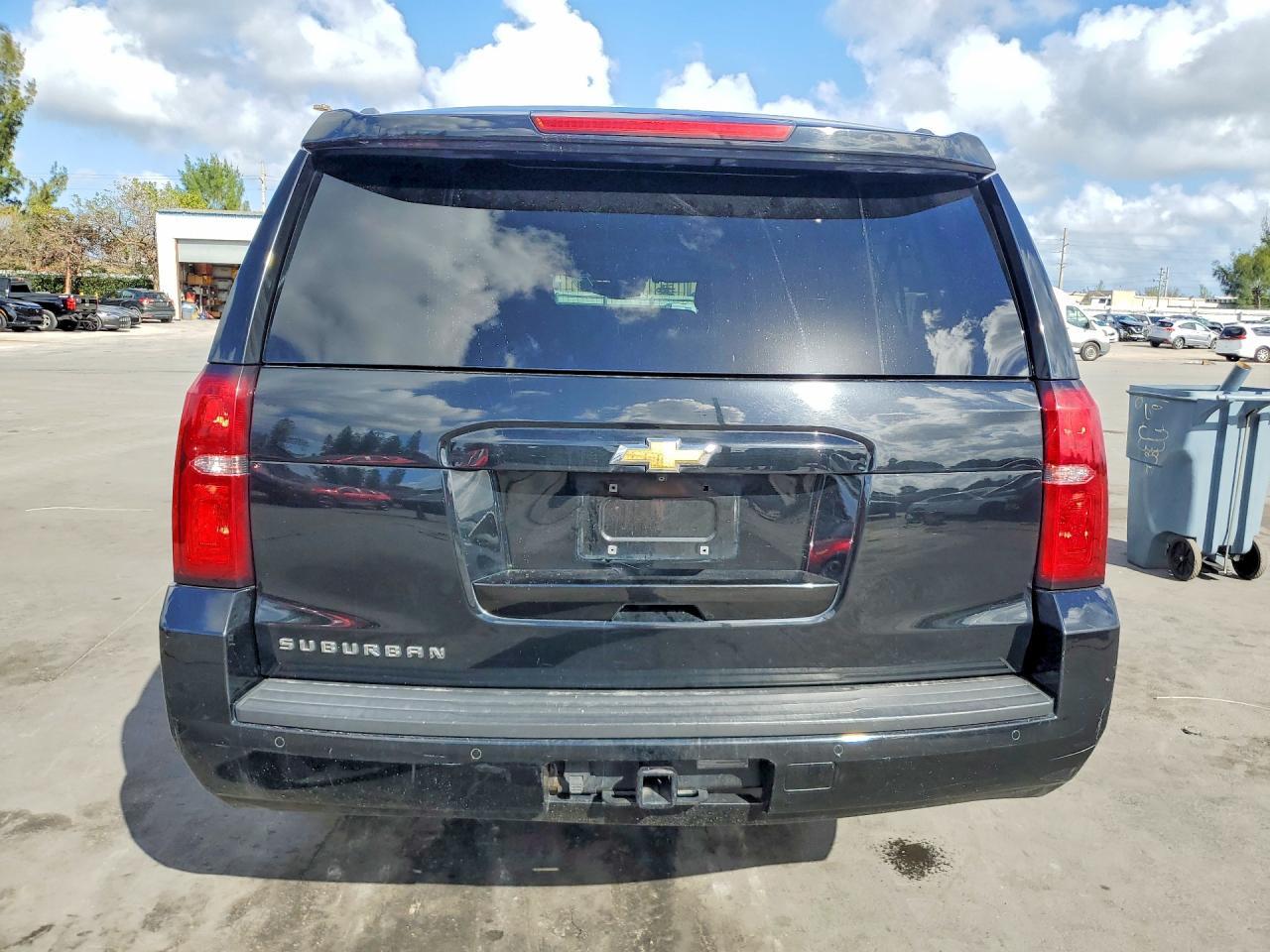 2019 Chevrolet Suburban K1500 Lt - Фото 6