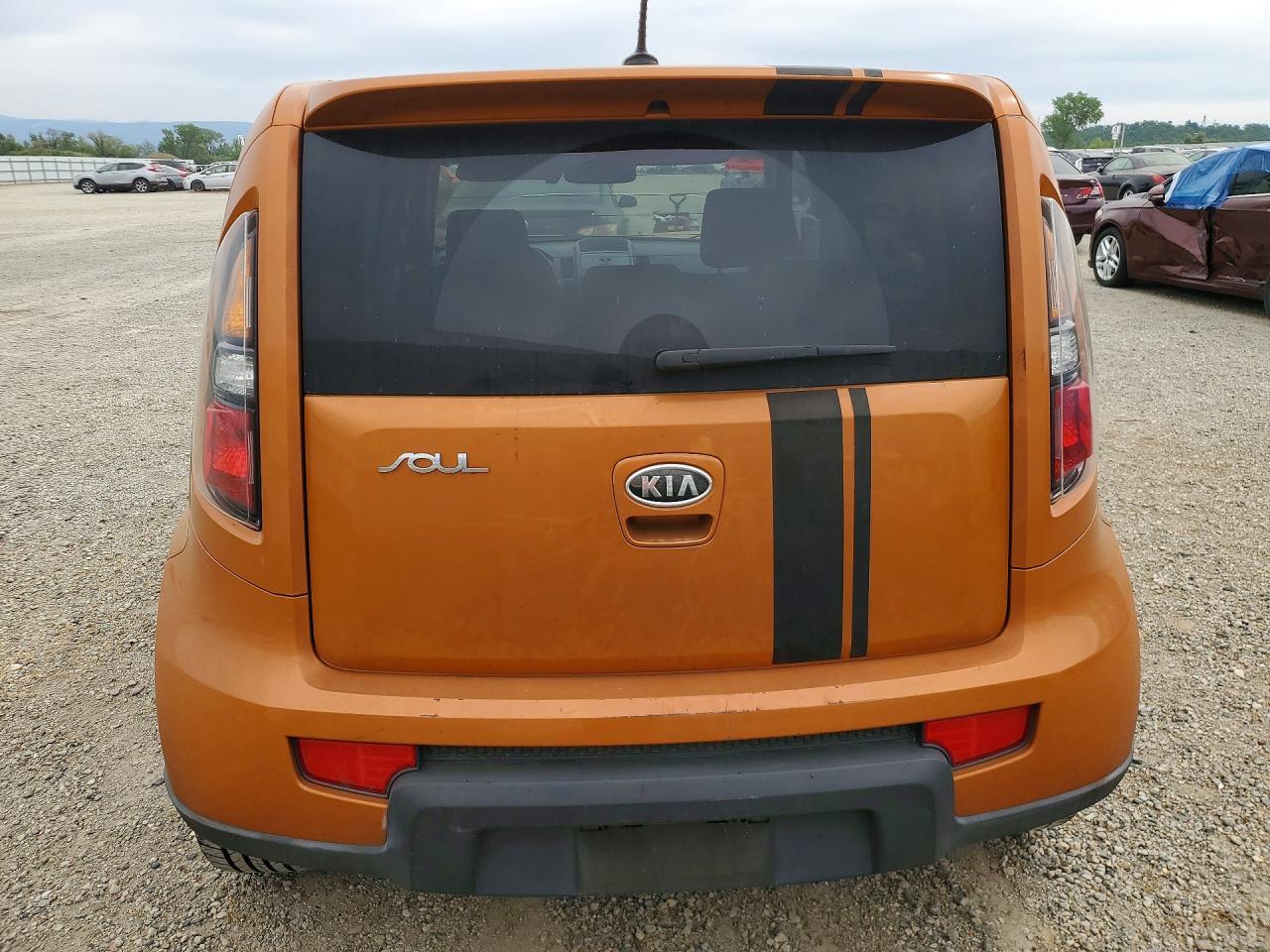 2010 Kia Soul + - Image 6