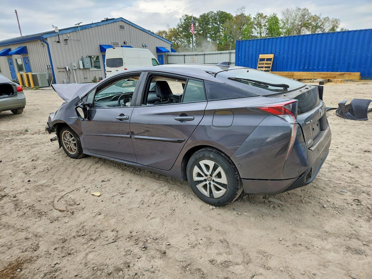 2017 Toyota Prius Four - Фото 2