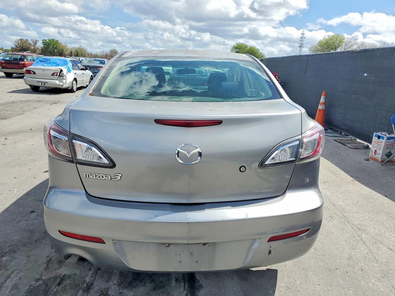 2013 Mazda Mazda 3 - Фото 6
