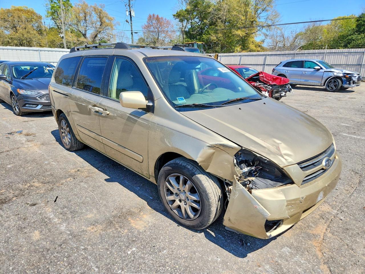 2006 Kia Sedona - Фото 4