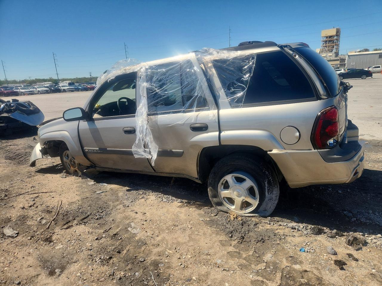 2003 Chevrolet Trailblazer - Image 3